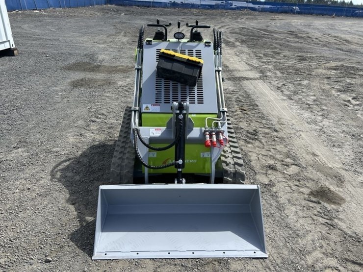 2025-land-hero-ldh-t640-mini-compact-track-loader-image-8