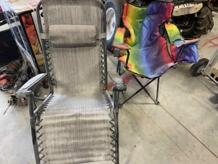 two-lawn-chairs-image-1