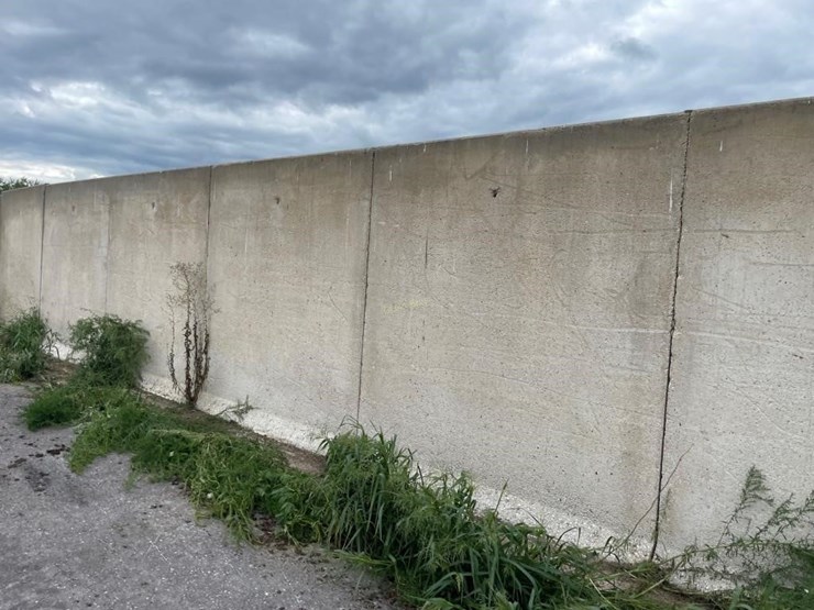 bunker-t--walls-(120'-+/--total)---off-site-image-6