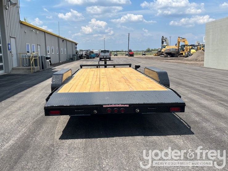 unused-double-a-trailers-83-x-20-14,000#-gvwr,-hdch,2-7000#-axles,-2'-dovetail,-all-led-lights,-st235/80r16-10-ply-on-8-hole-silver-mod-image-4