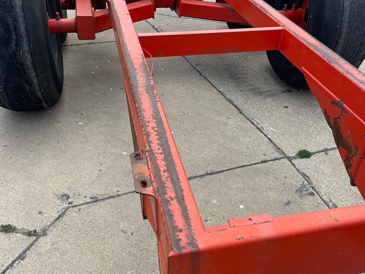 balzer-16ft-running-gear-image-10