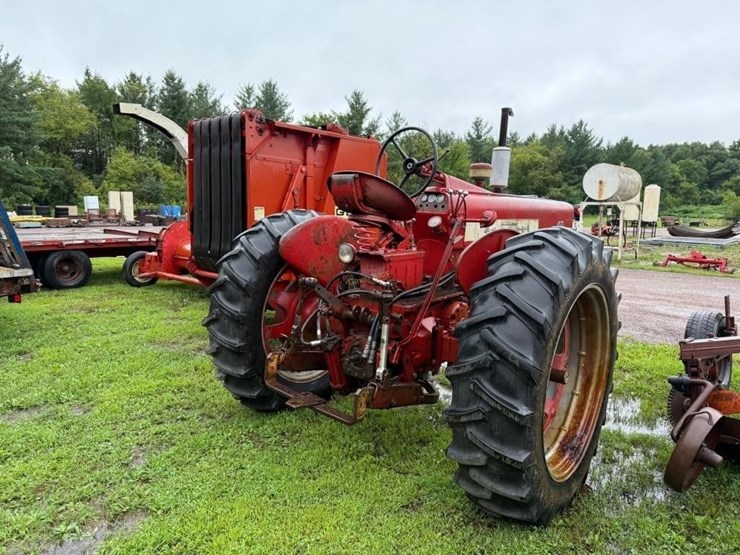 farmall-450-gas-tractor-image-9