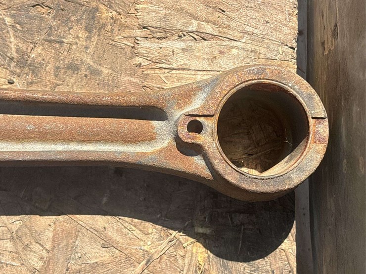 john-deere-model-g-rod-set-and-camshaft-image-14