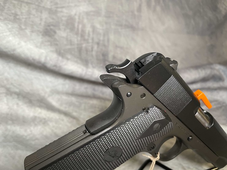 #4533-•-rock-island-arms-m1911-a1-fs-45-auto-pistol,-sn:-ria2847189-image-7
