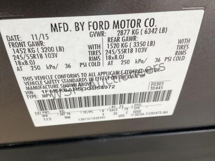 2016-ford-explorer-image-15