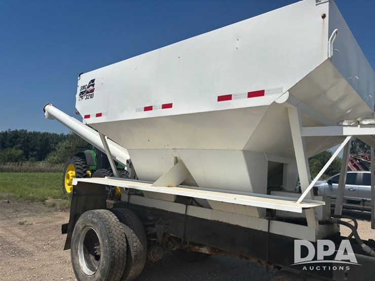 2000-ihc-4900-dry-tender-truck-(dr12098,-unit-25102)-image-52