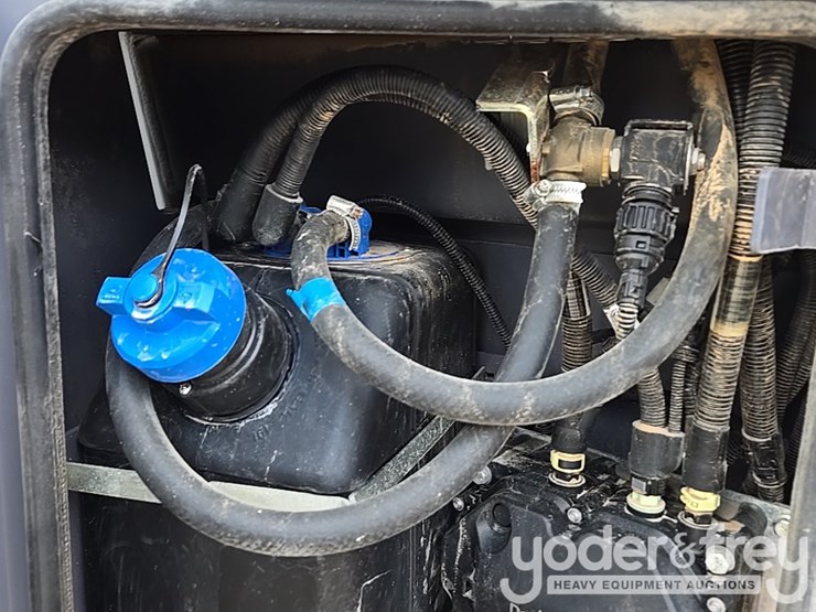 2019-dynapac-ca2500d-image-36