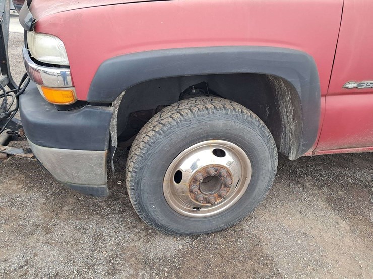 2001-chevrolet-silverado-image-10