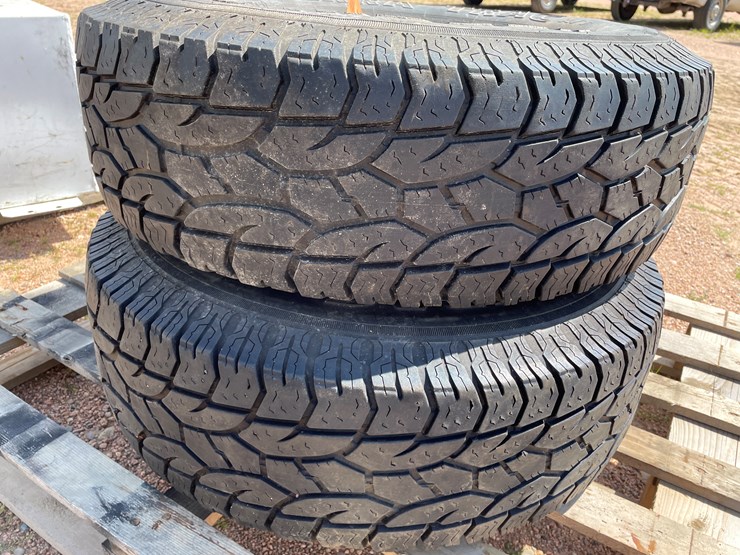 #4754-•-set-of-(2)-tires-on-rims-image-9