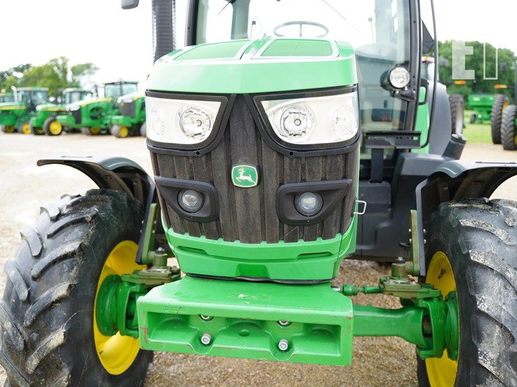 2014-john-deere-6115r-image-14