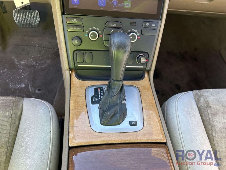 2008-volvo-xc90-image-19