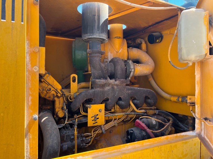 1992-deere-544e-image-10
