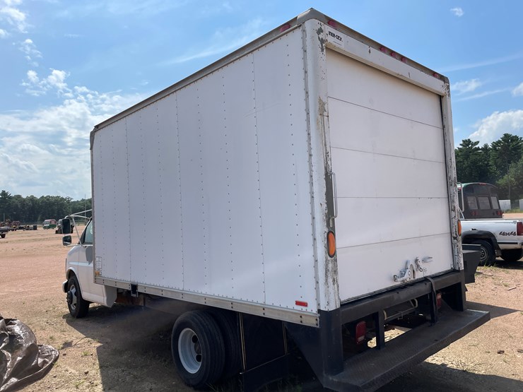 #4731-•-2000-chevy-box-van-(wi-title-in-delay)-image-6