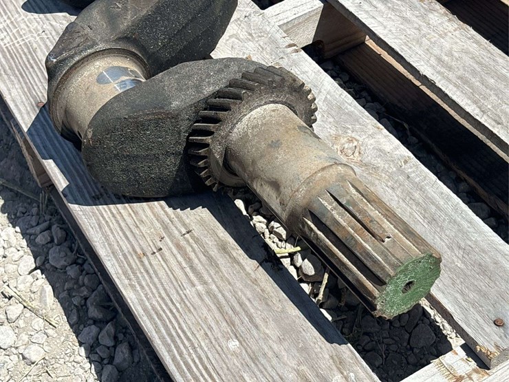 john-deere-model-g-crankshaft-image-6