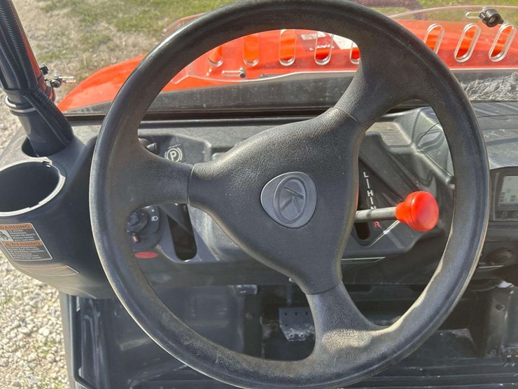 2016-kubota-rtv-x900-image-16
