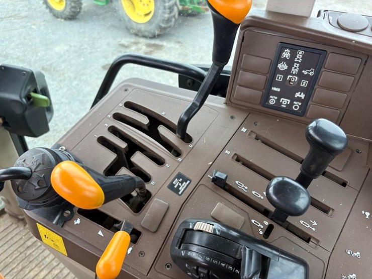 john-deere-6320-image-30