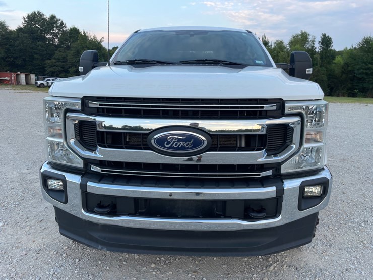 2022-ford-f250-image-2