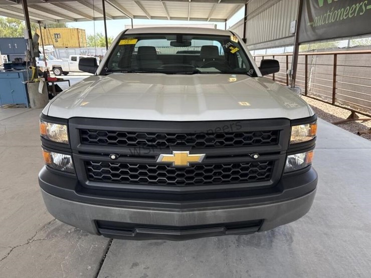 2014-chevrolet-silverado-1500-image-3