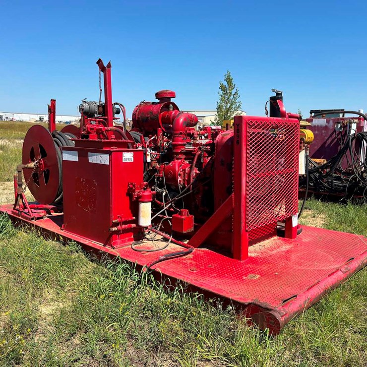 POWER SWIVEL SKID (NO SWIVEL) W/ DETROIT 4-71 DIESEL ENGINE, HOSES & REELS