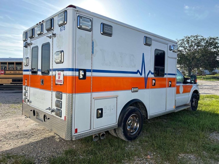 2016-ford-f350-image-3