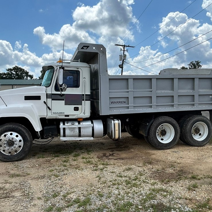 2008 MACK PINNACLE CHU613