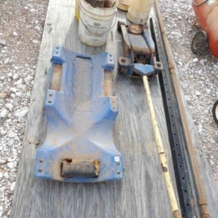 Creeper, Hydraulic Jack (Not working)