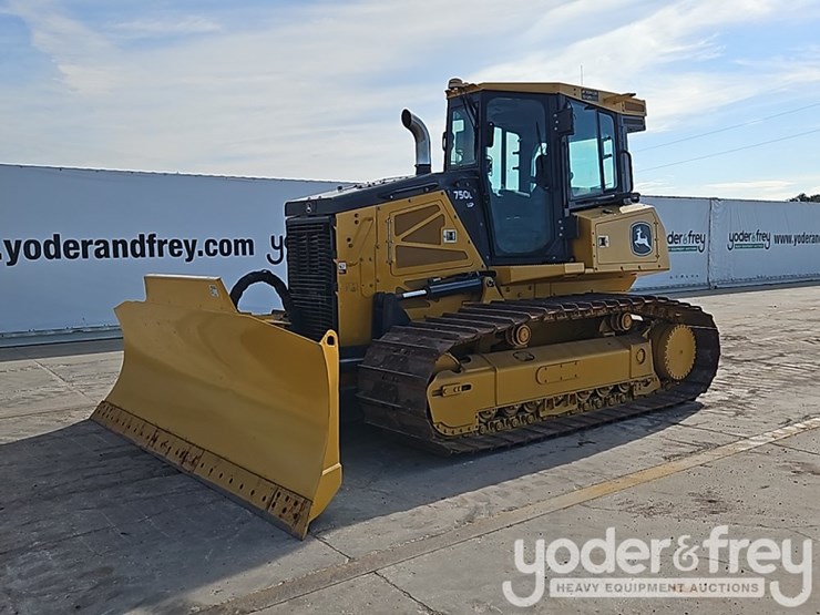 2022-deere-750l-image-1