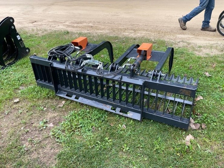 new-7'-skidsteer-grapple-bucket-image-3