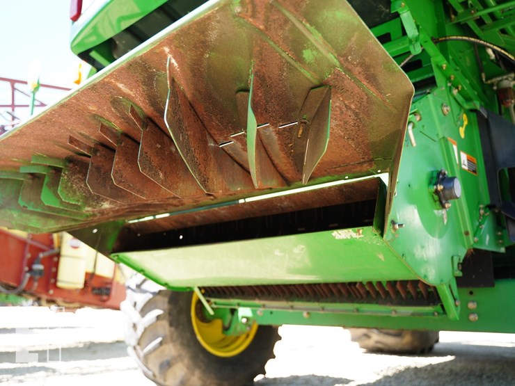 2005-john-deere-9660-sts-image-25