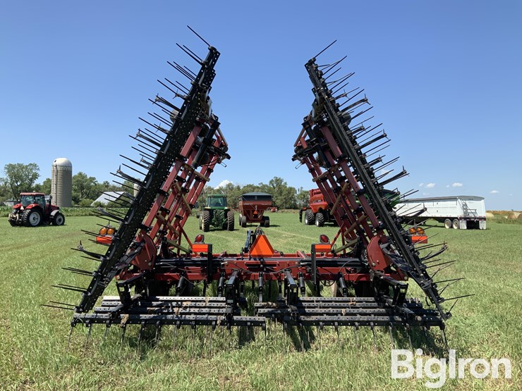 2012-case-ih-200-image-6