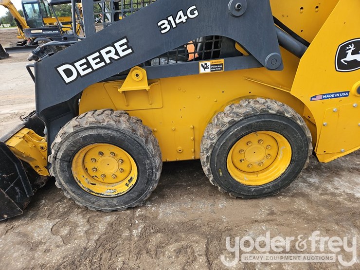 2016-deere-314g-image-13
