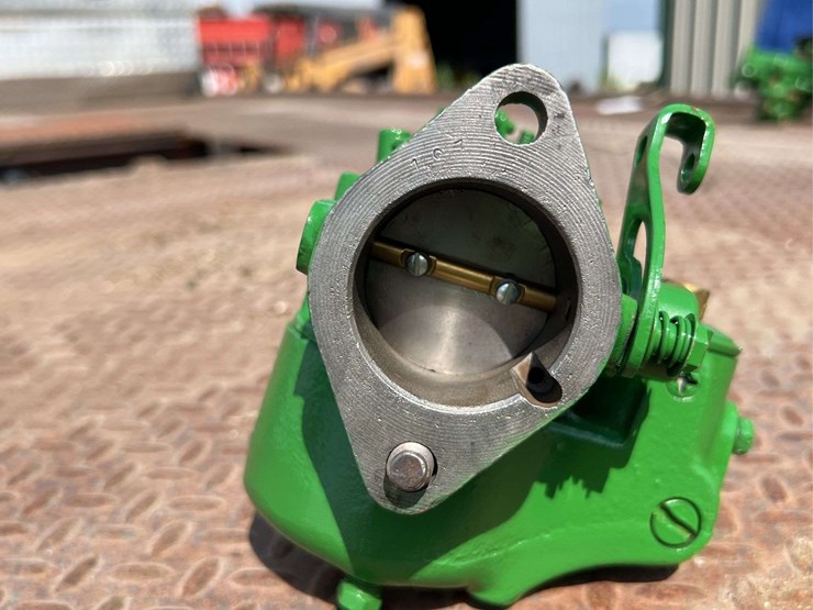 marvel-schebler-dltx-72-carburetor-image-15