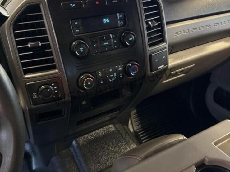 2018-ford-f250-image-28