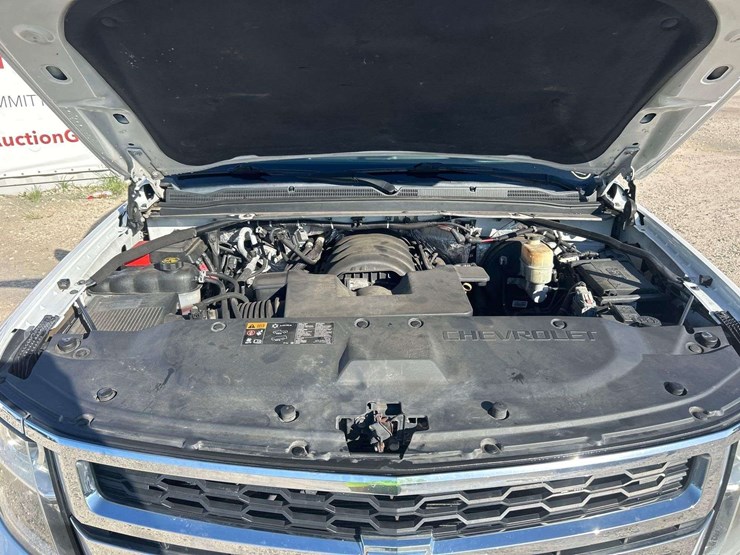 2016-chevrolet-tahoe-image-9