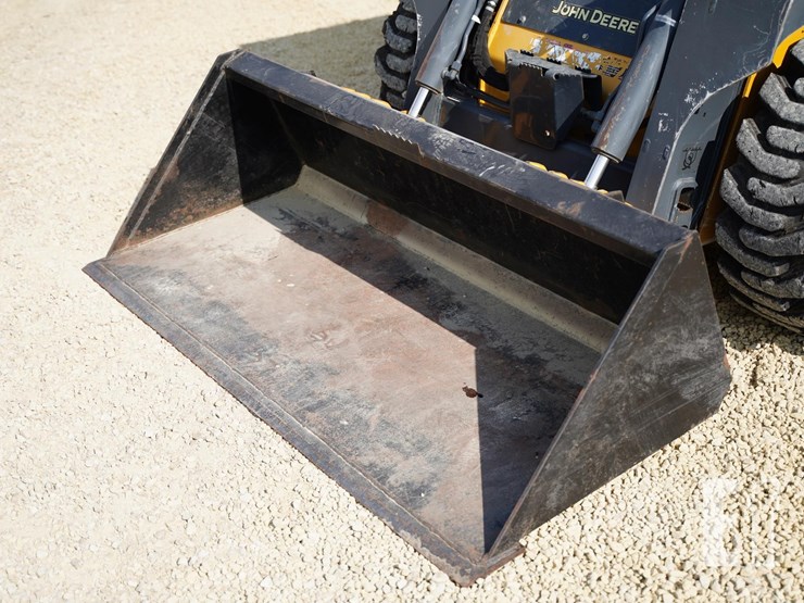 2018-deere-312gr-image-10