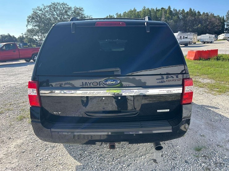 2017-ford-expedition-image-23