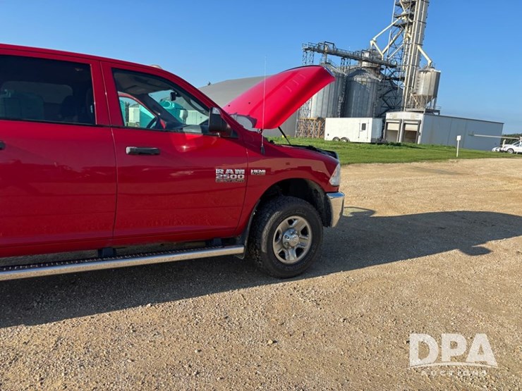 2014-dodge-ram-2500-image-32