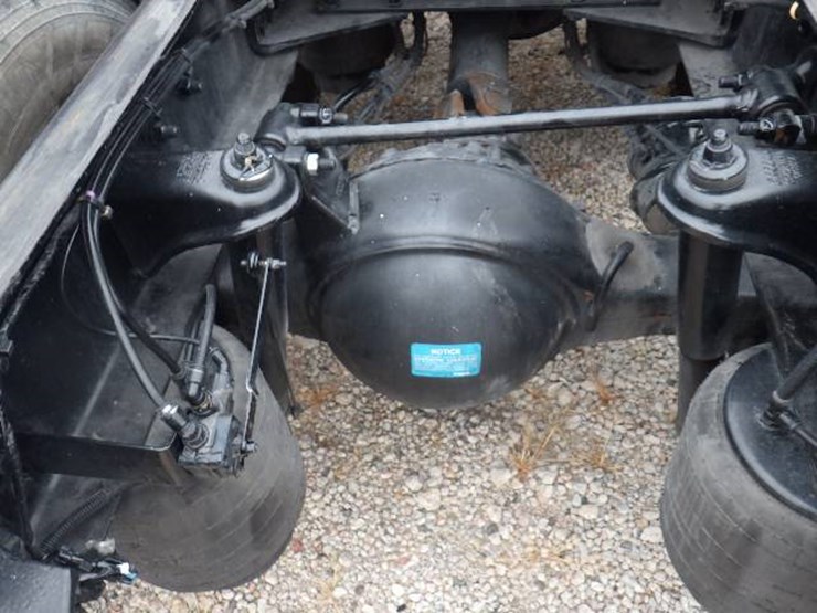 2022-kenworth-t680-image-9
