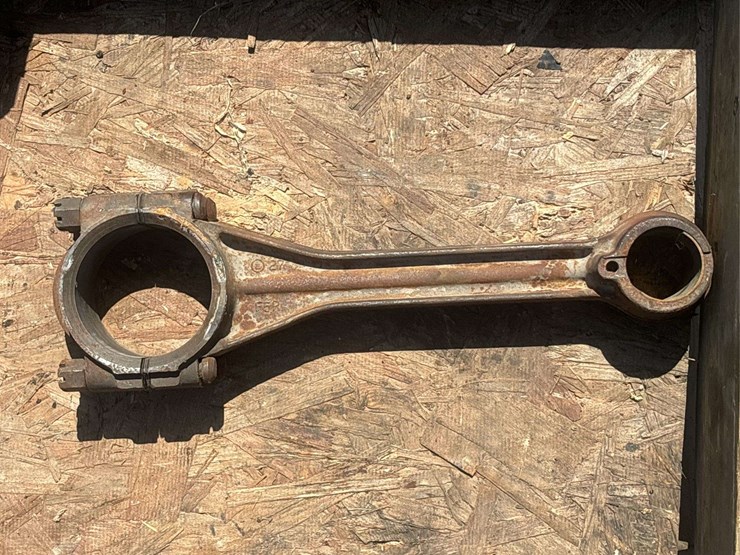 john-deere-model-g-rod-set-and-camshaft-image-10