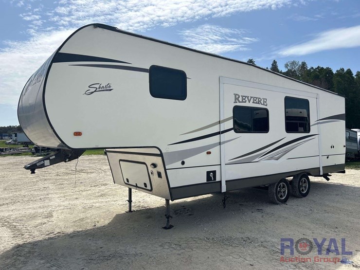 2015-revere-shasta-27db-5th-wheel-travel-trailer-image-1