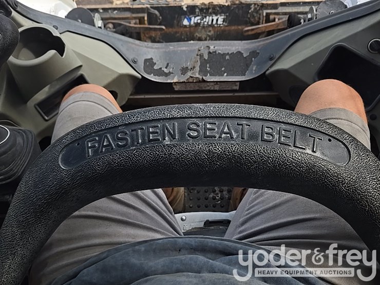 2019-bobcat-t590-image-47