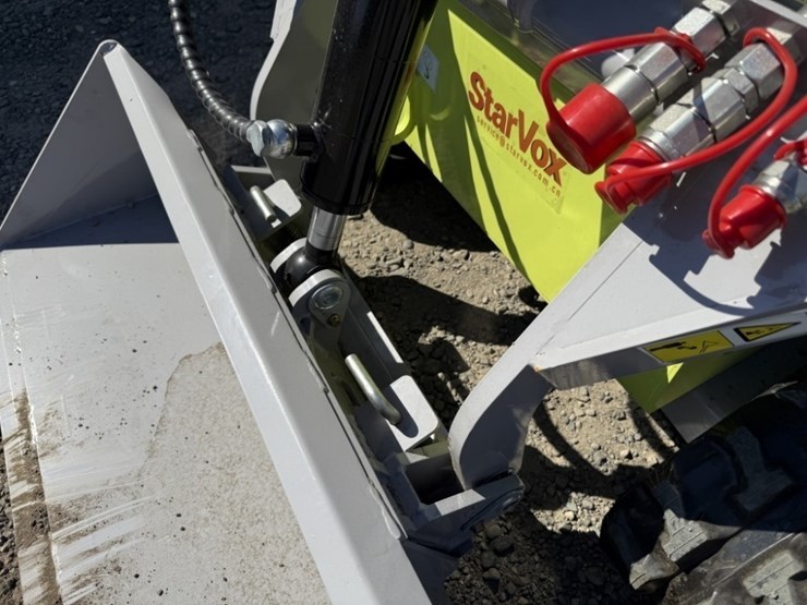 2025-starvox-sv-480-mini-compact-track-loader-image-10