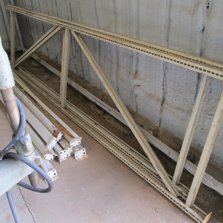 #100 • #26948 • Pallet Racks