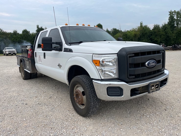 2014-ford-f350-image-3