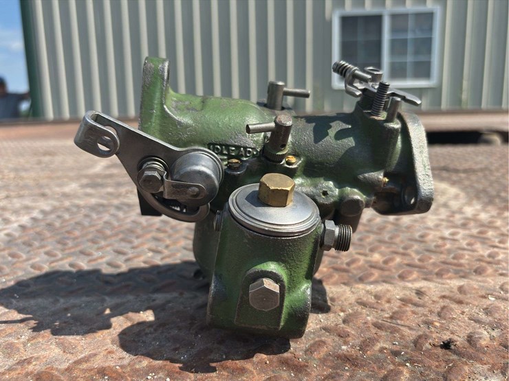 marvel-schebler-dltx-71-carburetor-image-2