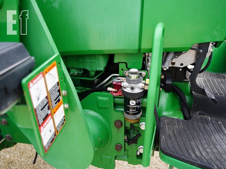 2013-john-deere-5100e-image-13