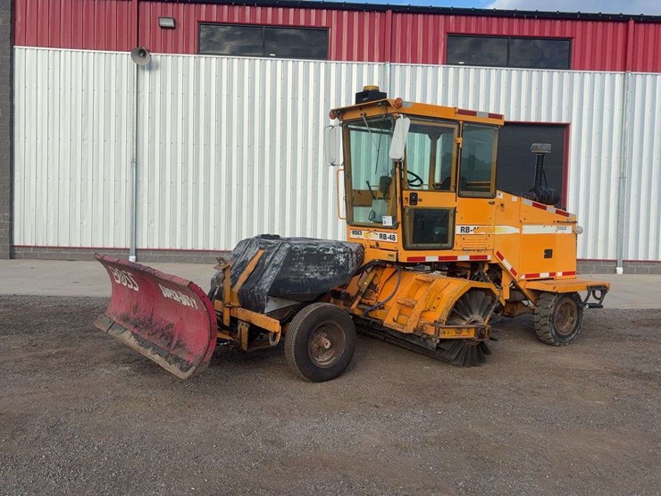 rosco-4800-sweeper-image-1