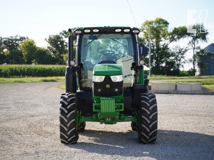 2018-john-deere-6120r-image-2