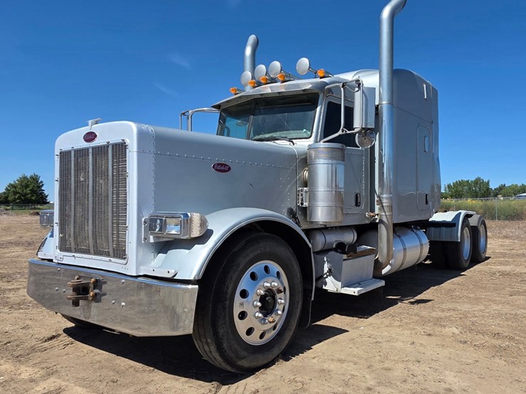 2006-peterbilt-379-image-1