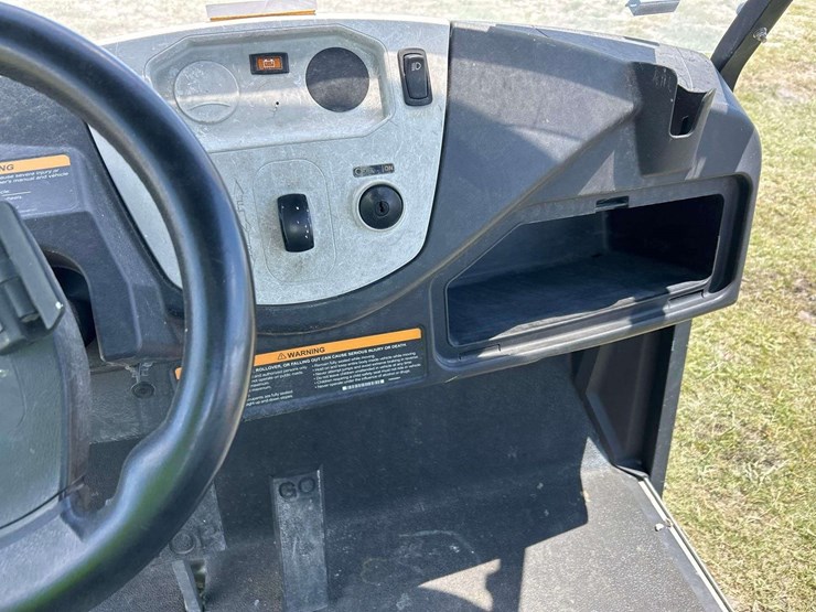 2017-club-car-carryall-550-electric-utility-cart-image-13